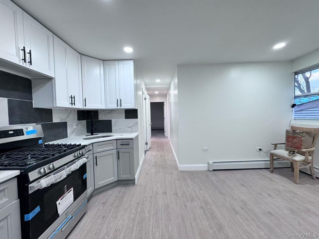 4521 Robinson Street - Photo 4