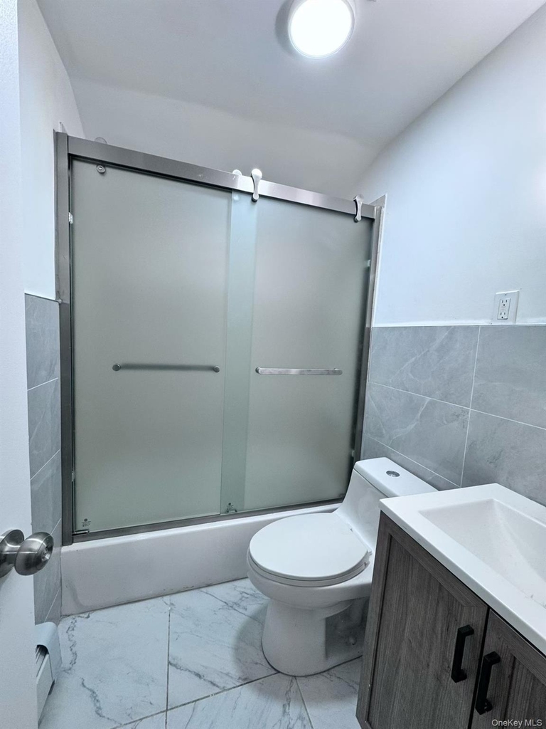 4521 Robinson Street - Photo 6