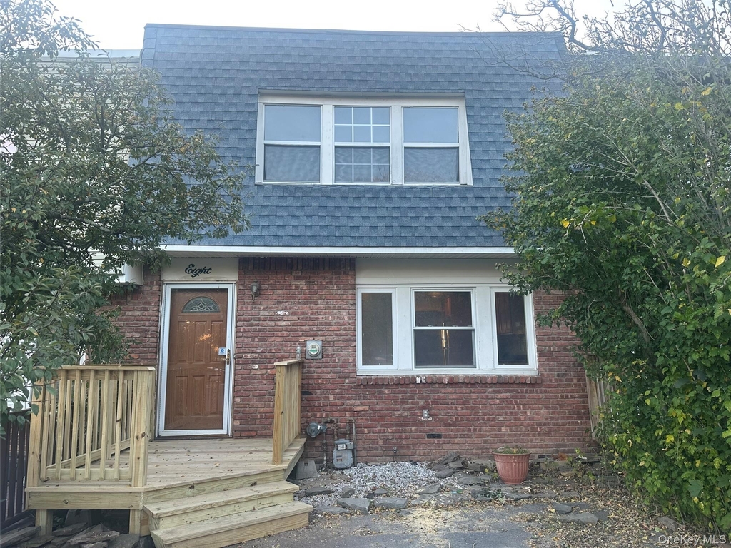 8 Patio Road - Photo 0