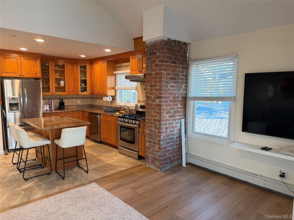 39 Indiana Avenue - Photo 4