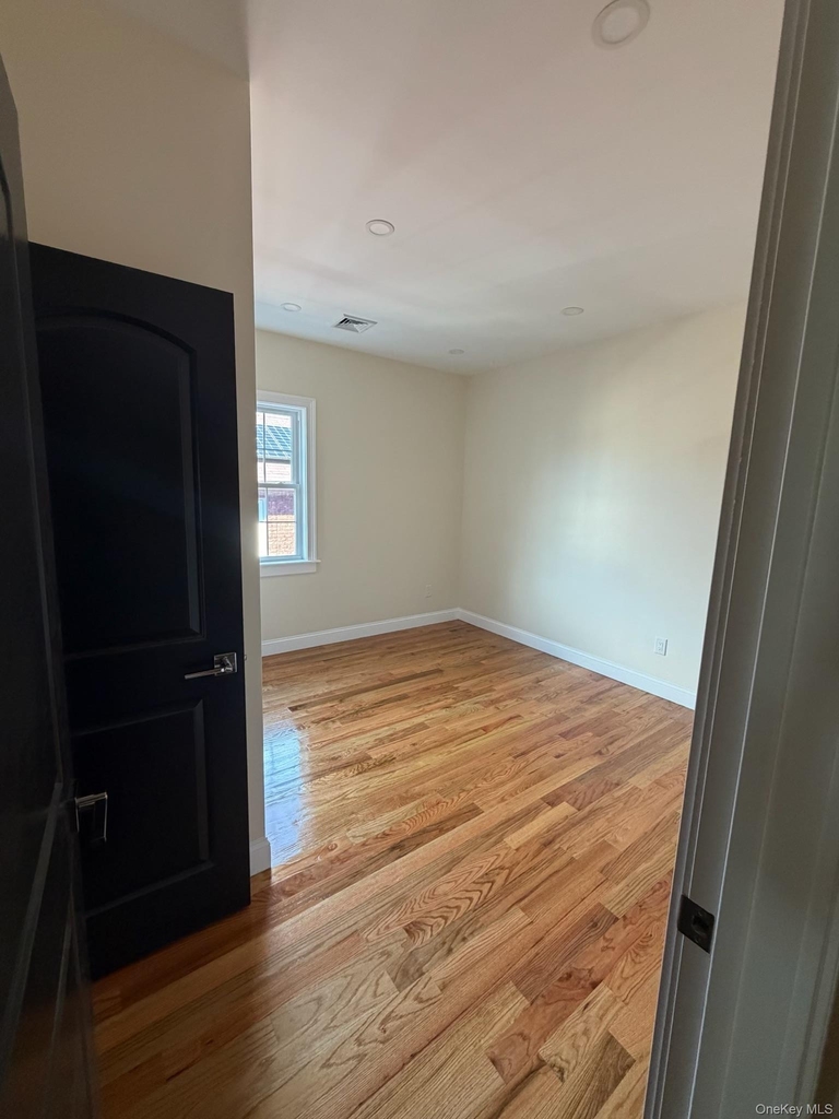 24712 139th Avenue - Photo 2