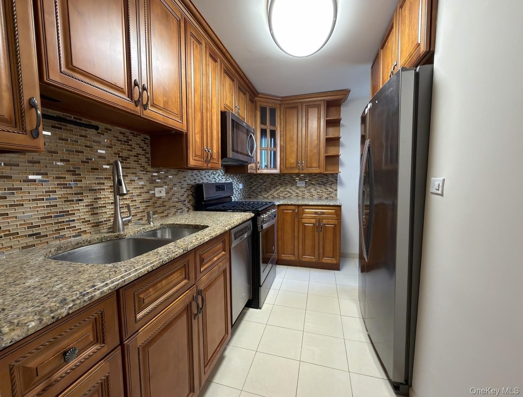 8336 Beverly Road - Photo 9