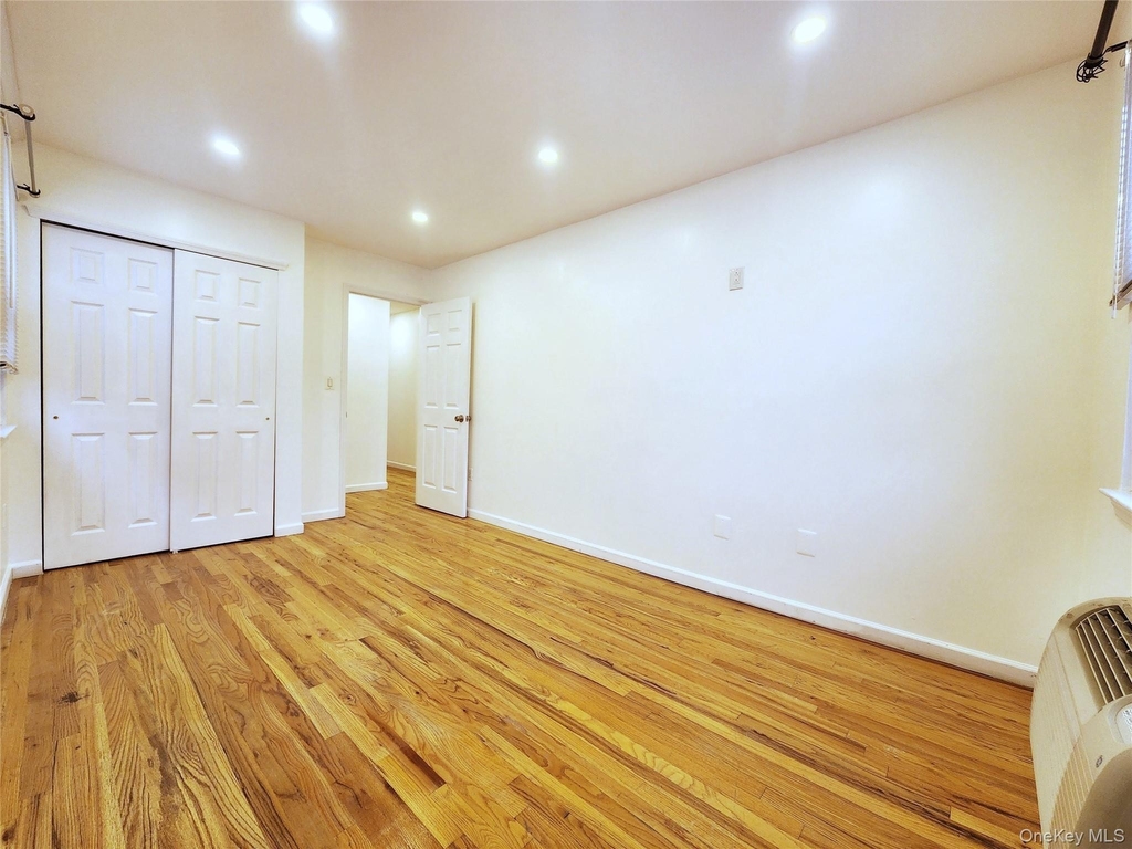 94-08 89 Avenue - Photo 15