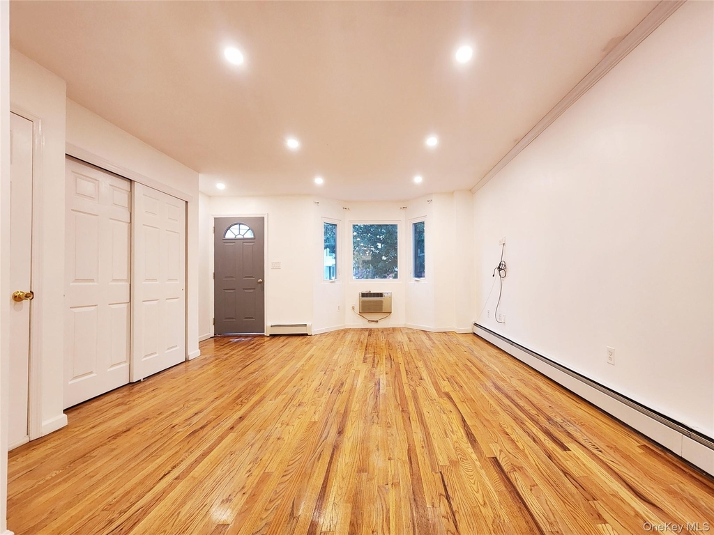 94-08 89 Avenue - Photo 1