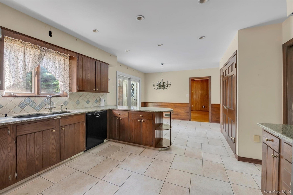 14 Oak Lane - Photo 6
