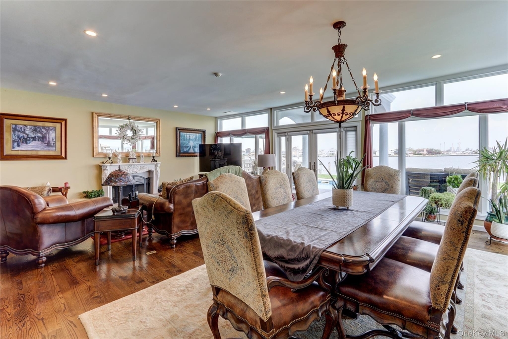 609 E Bay Drive - Photo 8