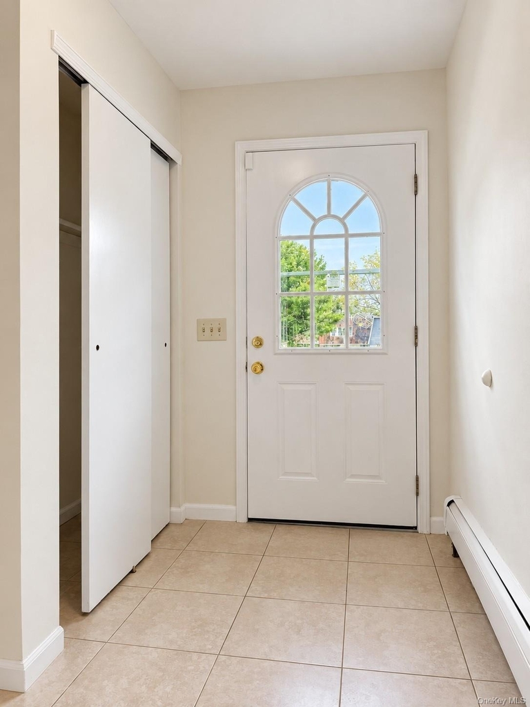 30 Chaucer Courts - Photo 1