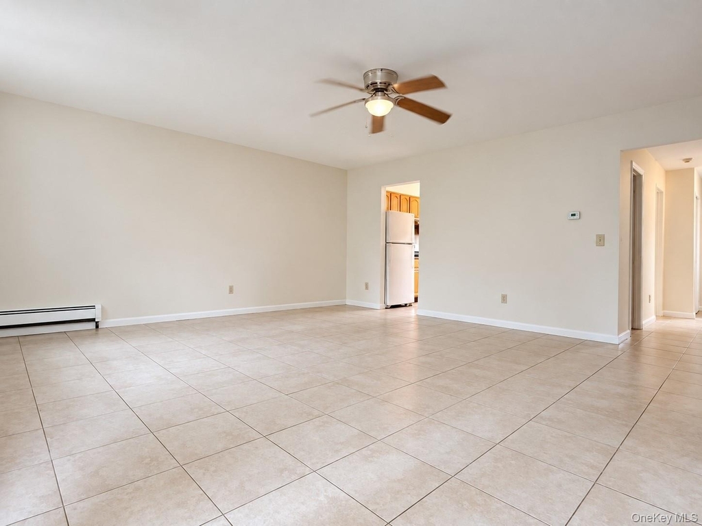 30 Chaucer Courts - Photo 3