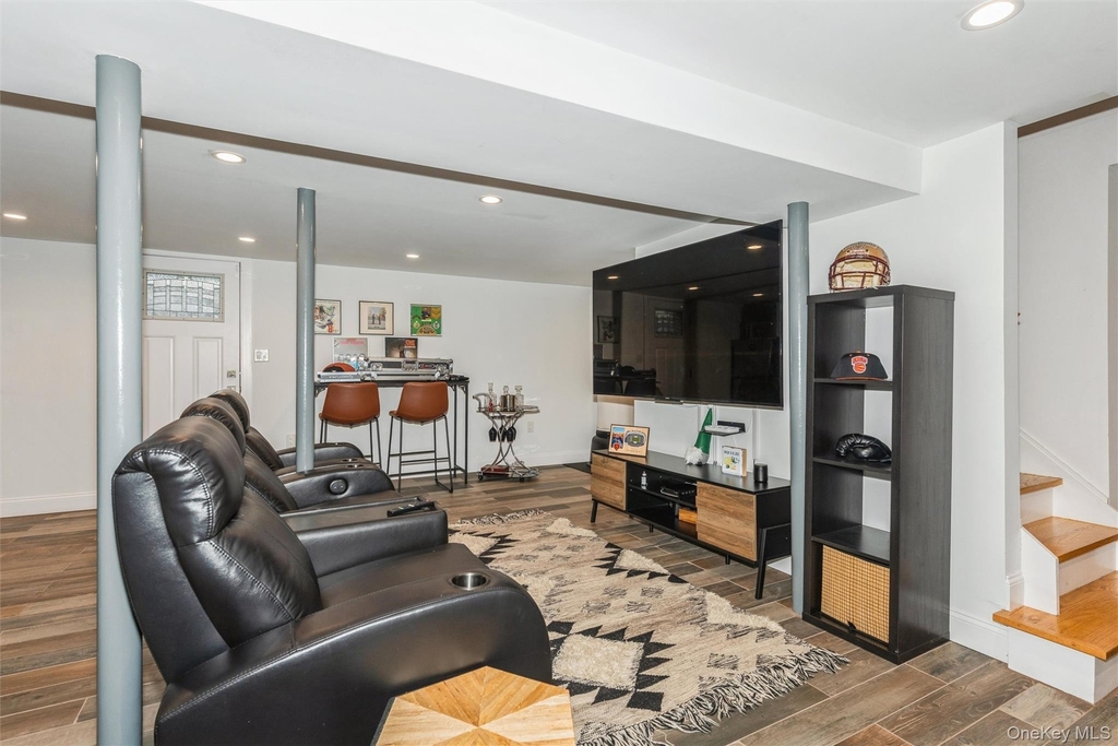 1402 Merrick Avenue - Photo 26