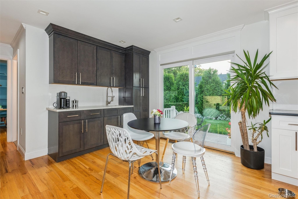 1402 Merrick Avenue - Photo 13