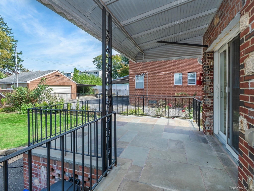 75 Frost Pond Road - Photo 1