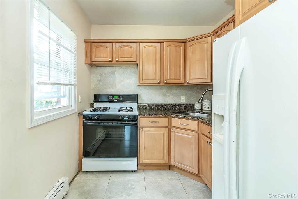 75 Frost Pond Road - Photo 3