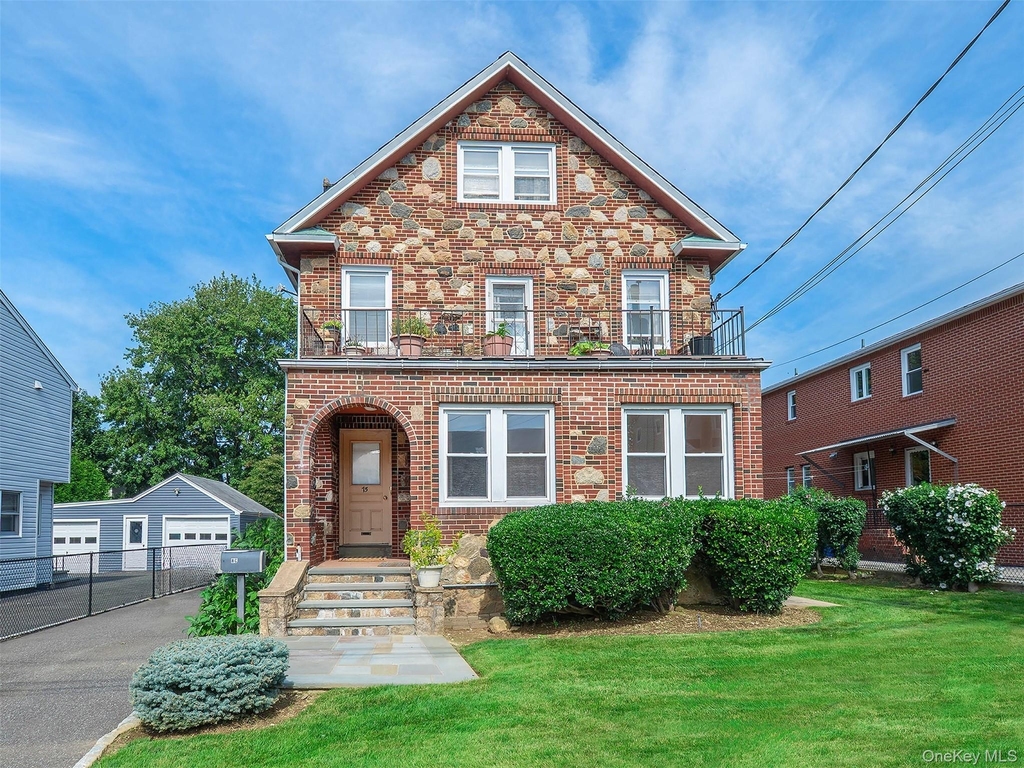 75 Frost Pond Road - Photo 0