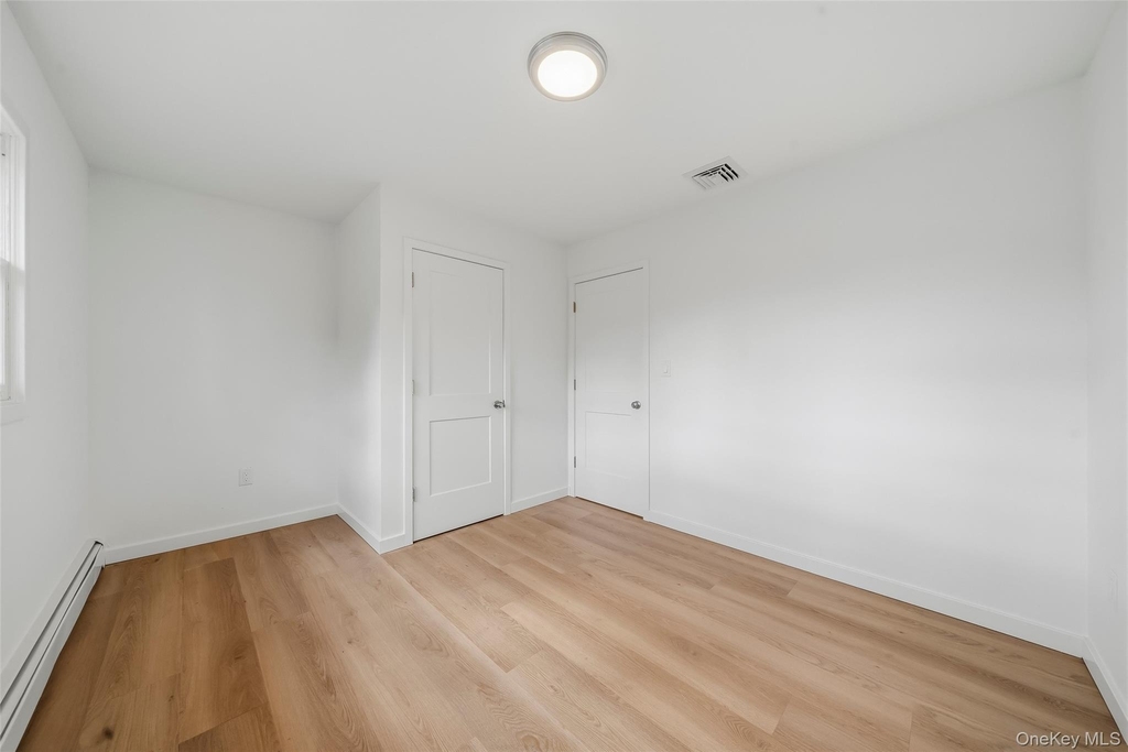146 Charles Street - Photo 12