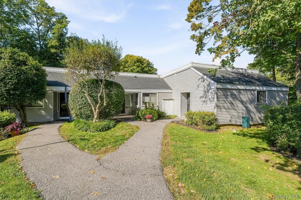 76 Heritage Hills - Photo 0
