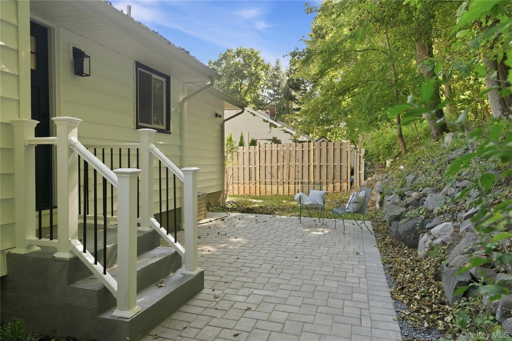227 South Boulevard - Photo 14