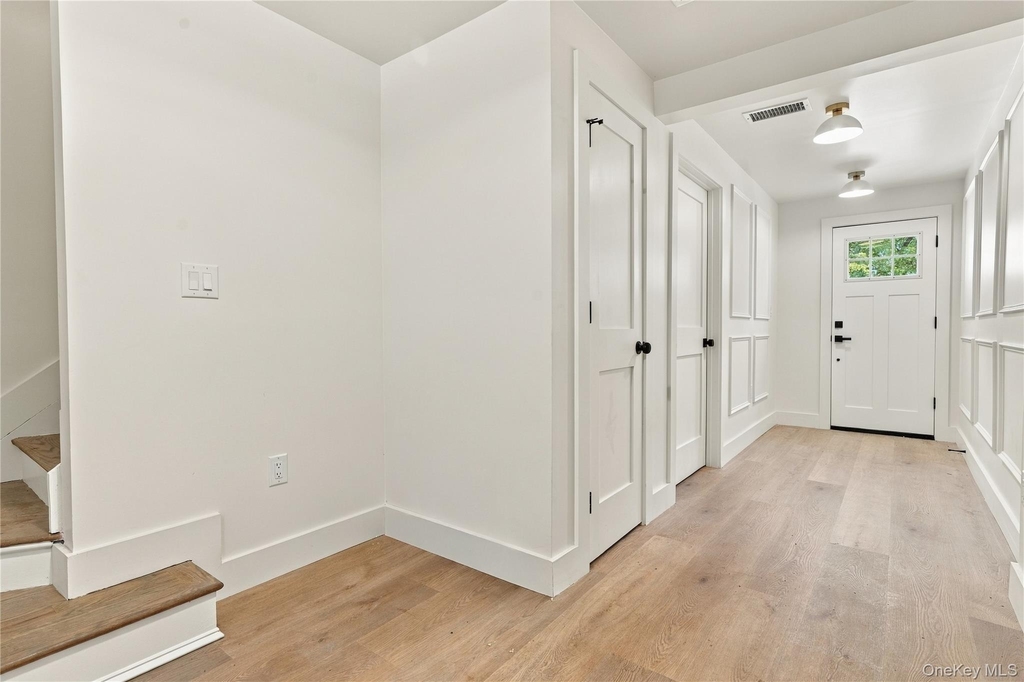 227 South Boulevard - Photo 10