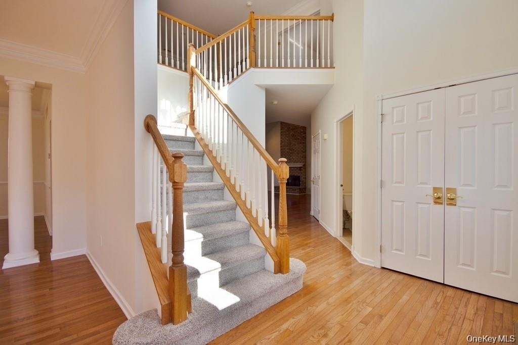 615 Creekside Lane - Photo 1
