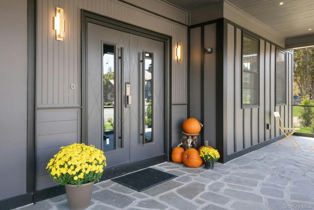 1707 Marie Lane - Photo 2