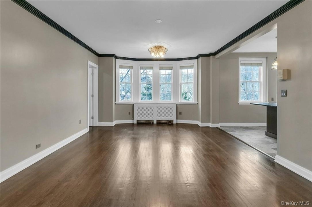26 E Parkway - Photo 2