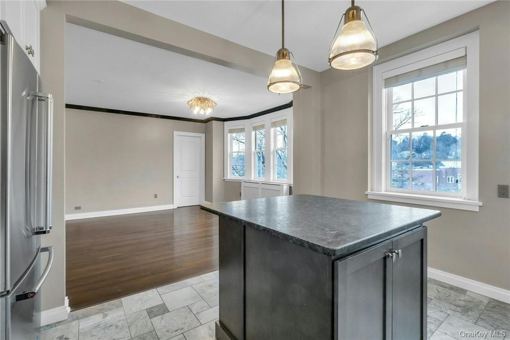 26 E Parkway - Photo 5