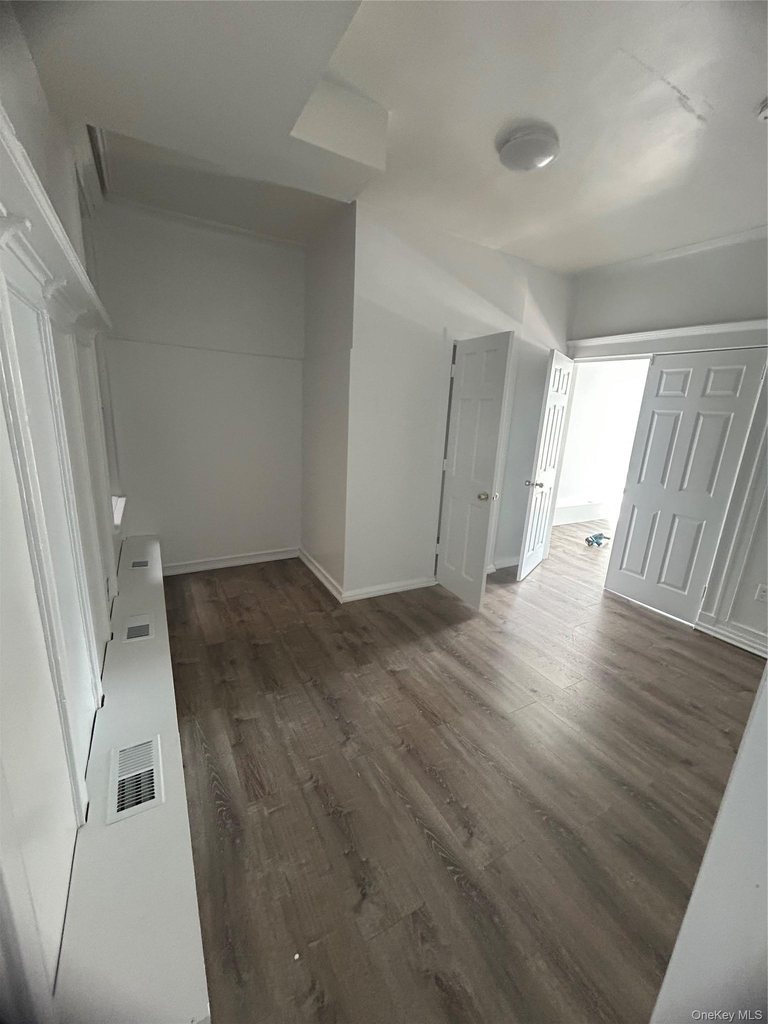 10713 Northern Boulevard - Photo 1