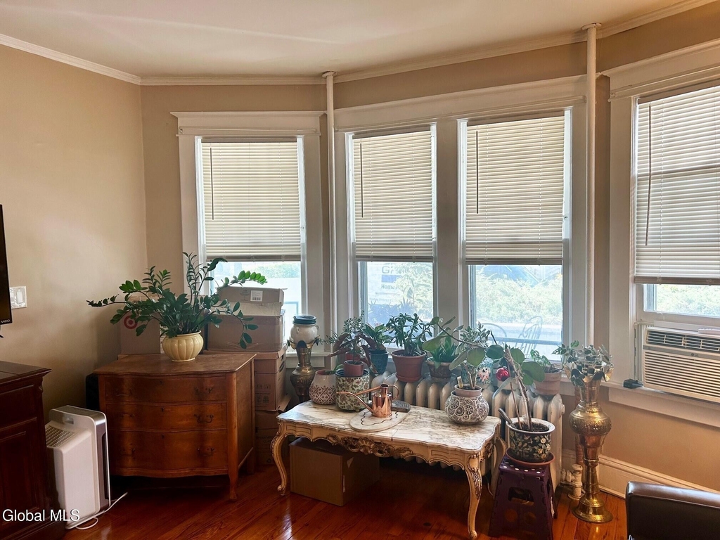 895 Park Avenue - Photo 5