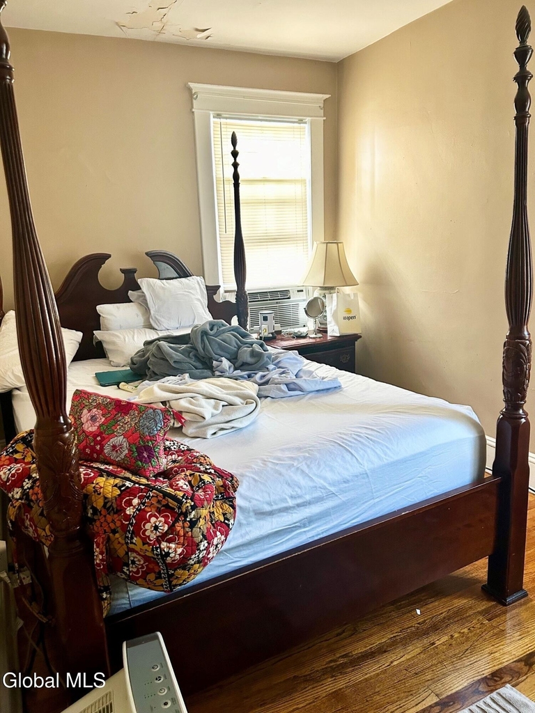 895 Park Avenue - Photo 25