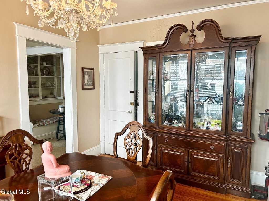 895 Park Avenue - Photo 9