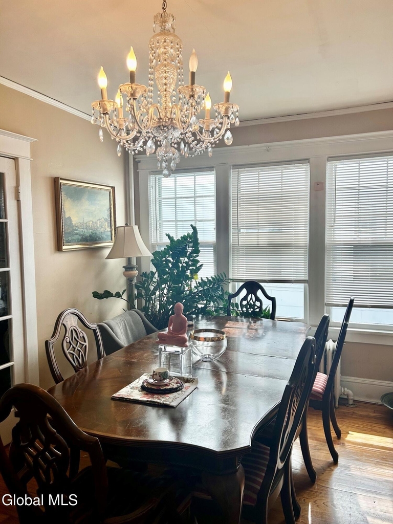 895 Park Avenue - Photo 13