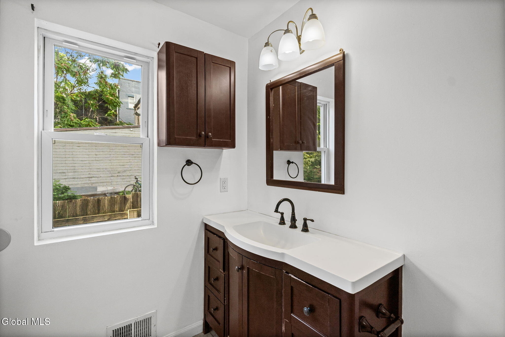 36 2nd Street - Photo 18