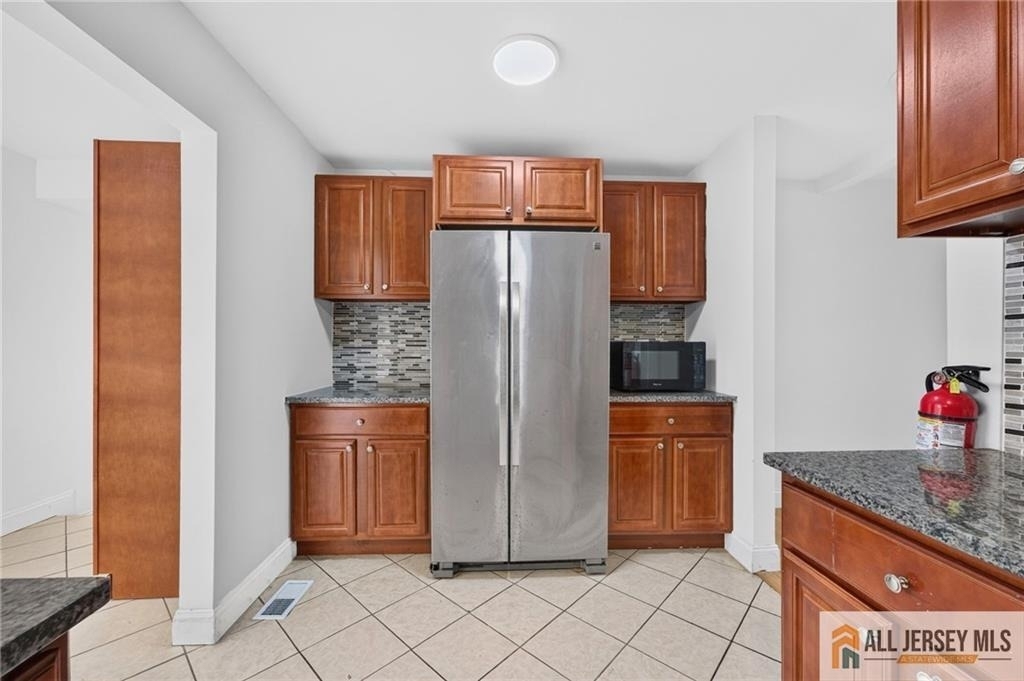 29 Windsor Drive - Photo 5