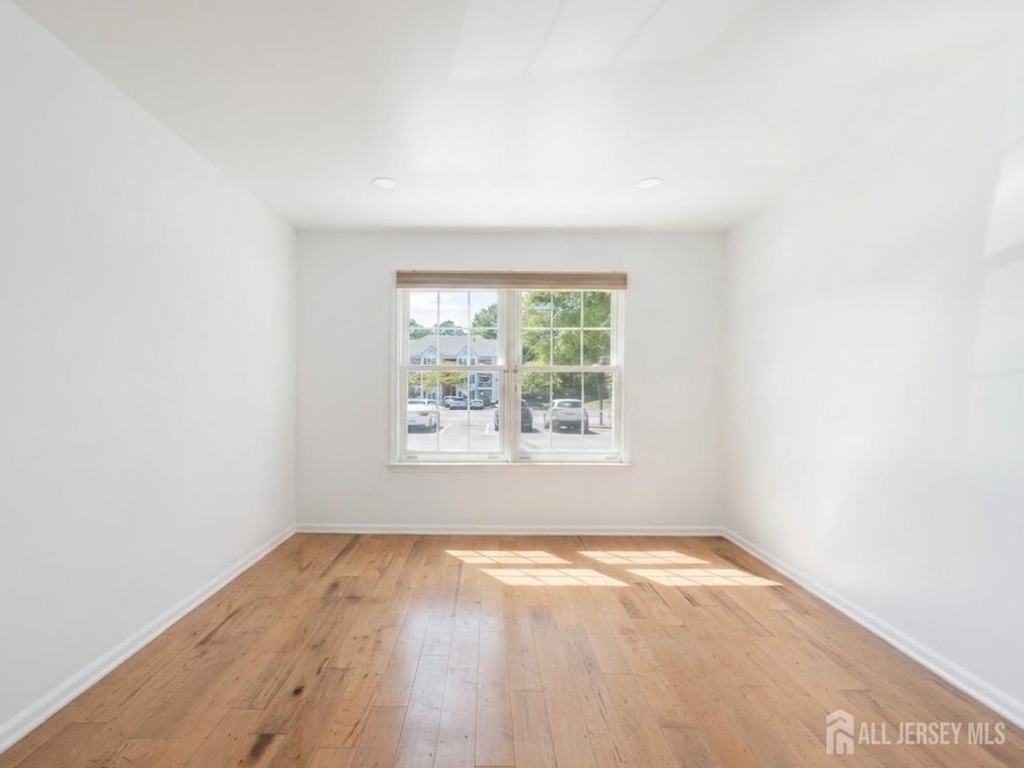 1013 Waterford Drive - Photo 21