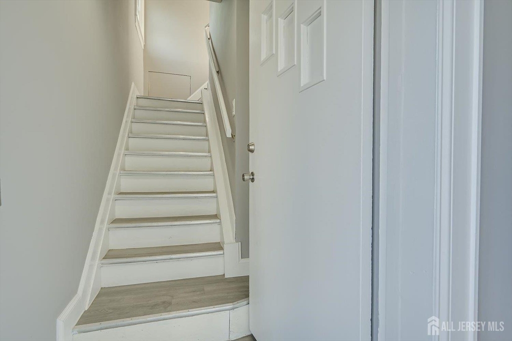 36 2nd Avenue - Photo 6