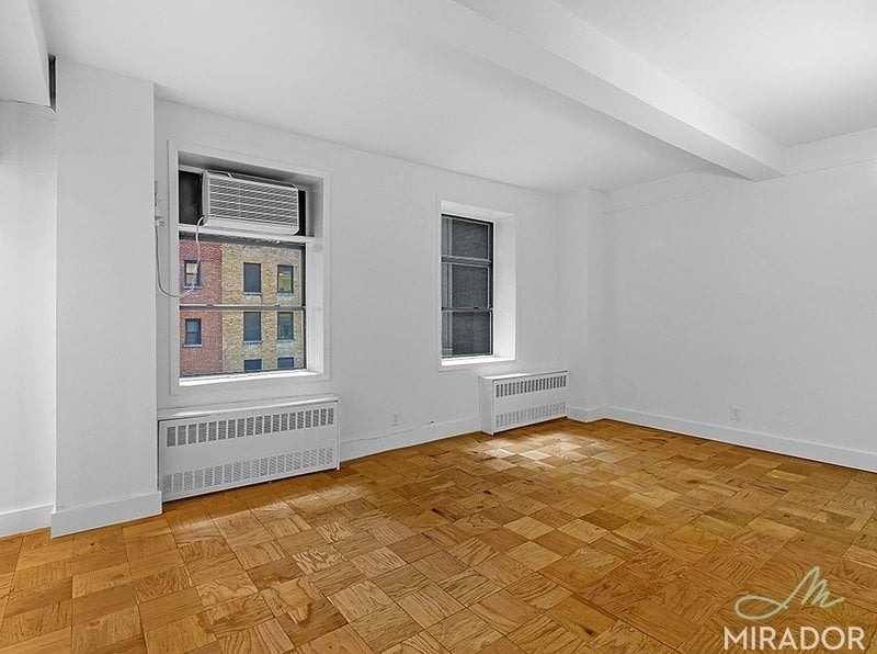 132 E 45th Street - Photo 0