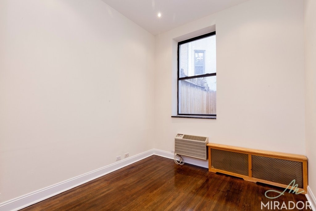 455 Park Avenue S - Photo 6