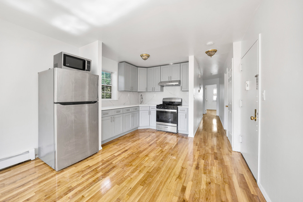 1 Monroe Street - Photo 3