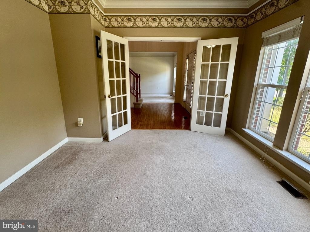 70 Crestwood Lane - Photo 6