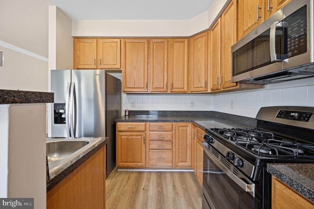 15364 Bronco Way - Photo 4