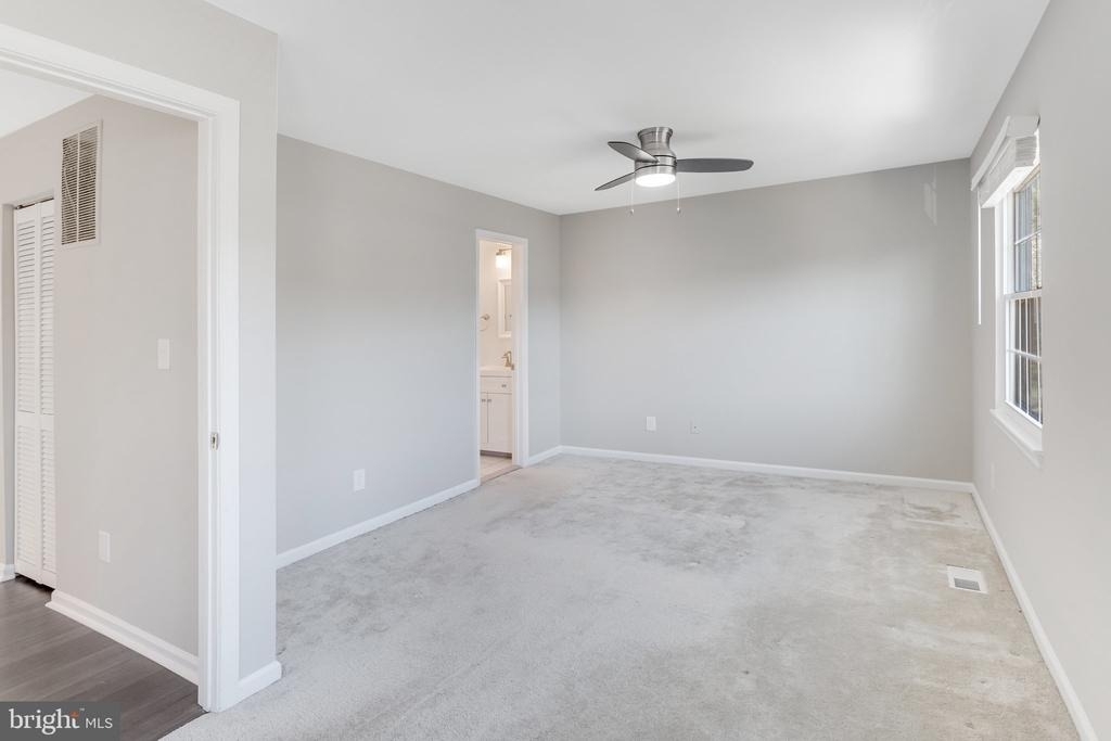 16282 Taconic Circle - Photo 14