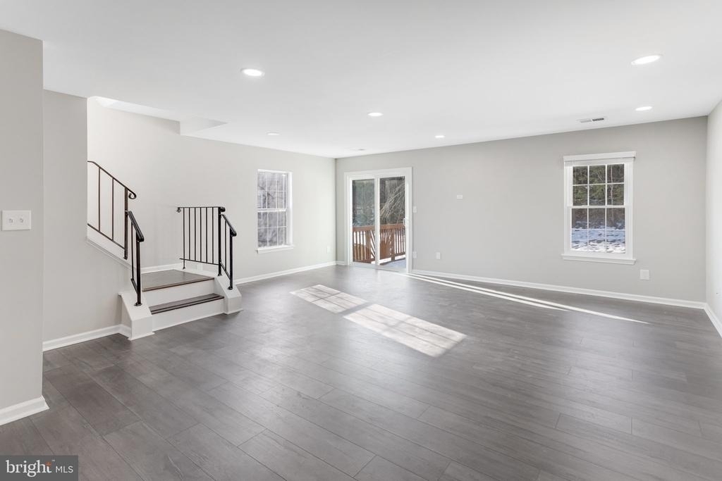 16282 Taconic Circle - Photo 5