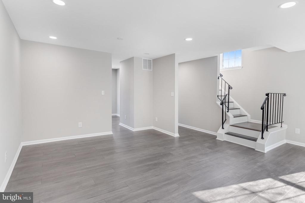 16282 Taconic Circle - Photo 8