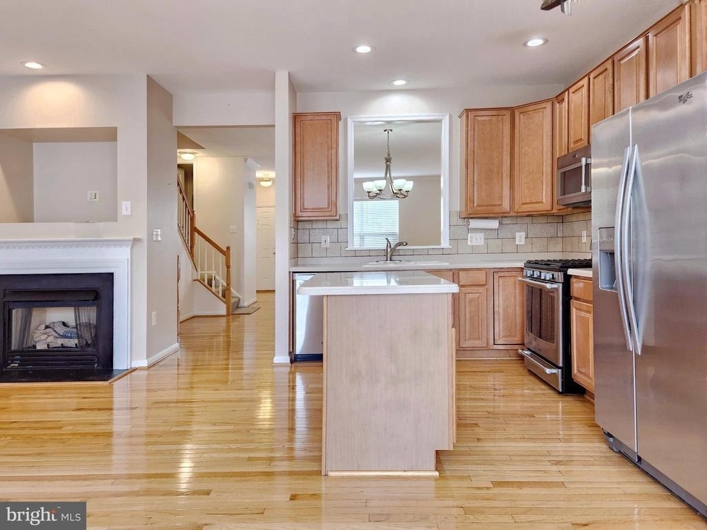 684 Belmont Bay Drive - Photo 18