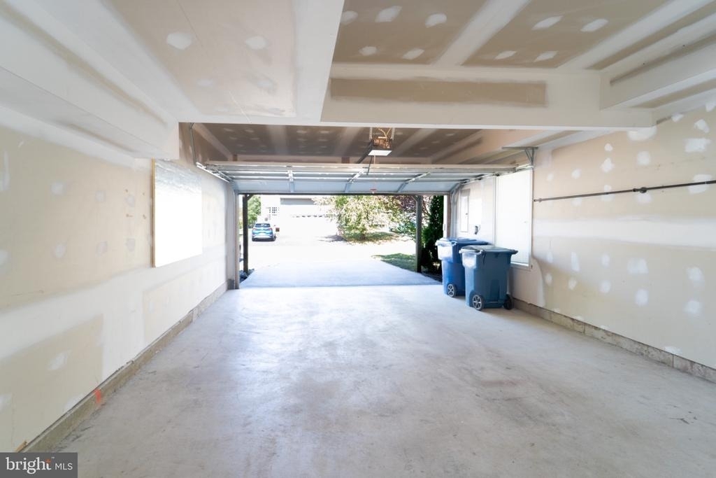23073 Weybridge Square - Photo 20