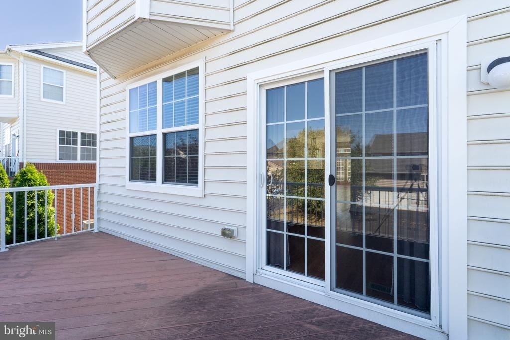 23073 Weybridge Square - Photo 16