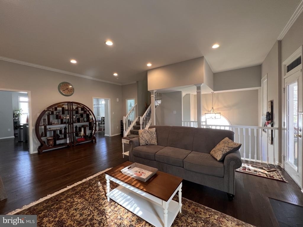 20709 Riptide Square - Photo 6