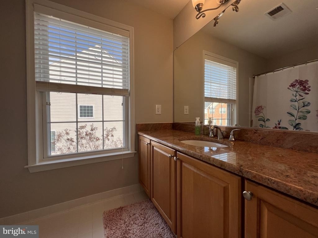 20709 Riptide Square - Photo 33