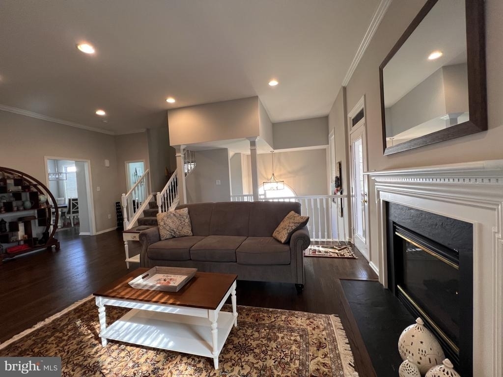 20709 Riptide Square - Photo 5