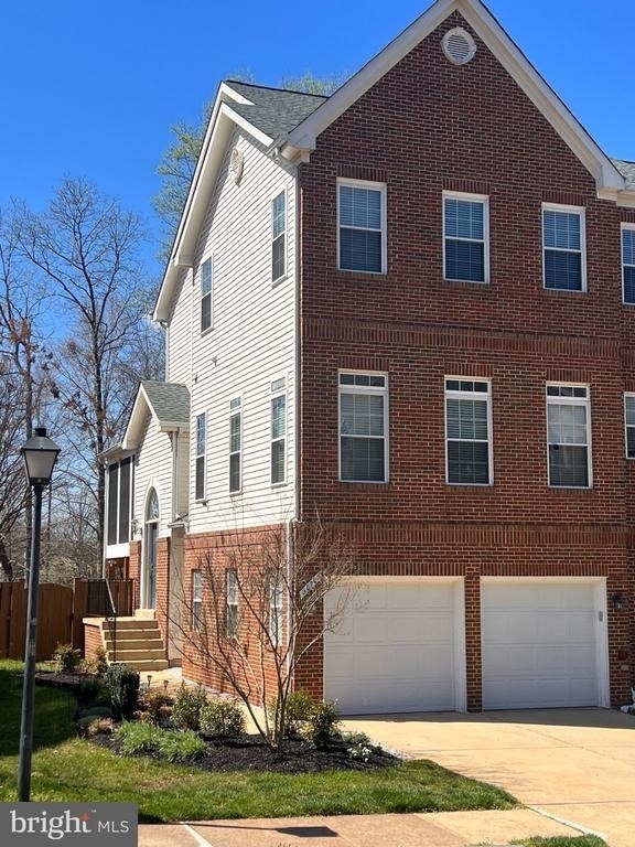 20709 Riptide Square - Photo 0