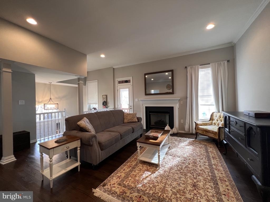 20709 Riptide Square - Photo 3